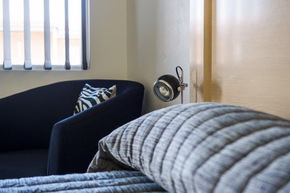 Cherry Blossom Motel Executive Room, 1 Queen Bed 15