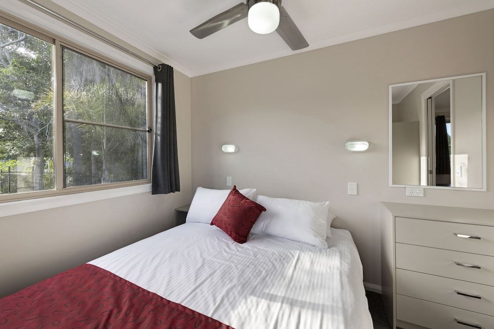 Discovery Parks - Harrington Standard 2 Bedrooms Cabin 3