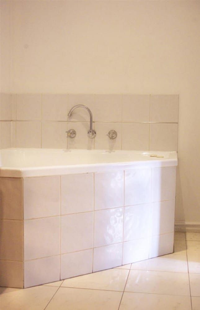 Hotel Shamrock Bendigo Spa Suite 5