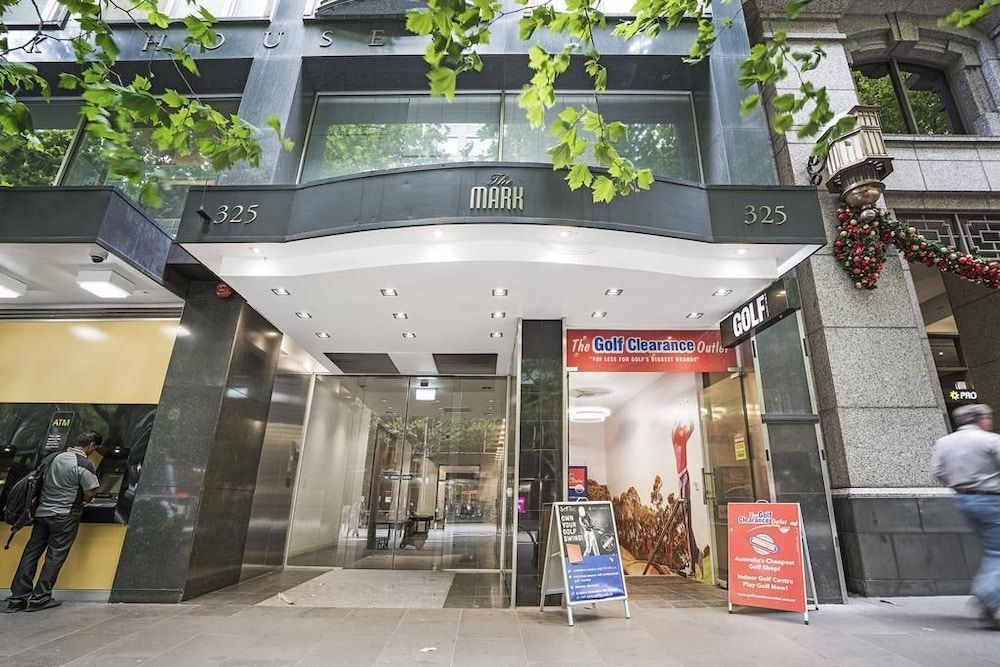 undefined Anchor on Collins 8