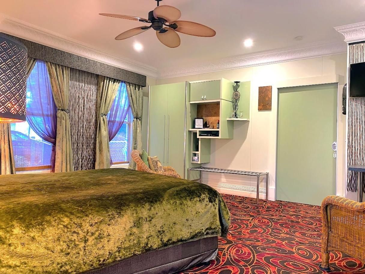 Tribal King Room