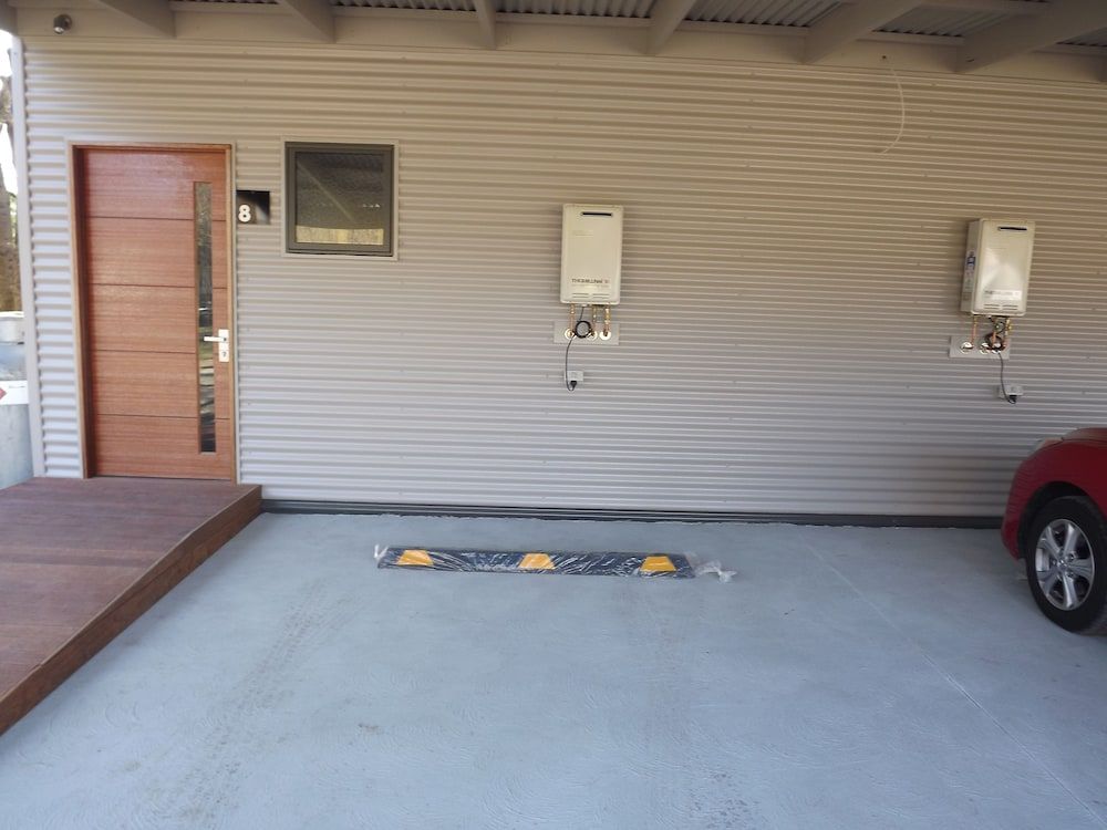 High Country Holiday Park Deluxe Studio Accessible Suite 4