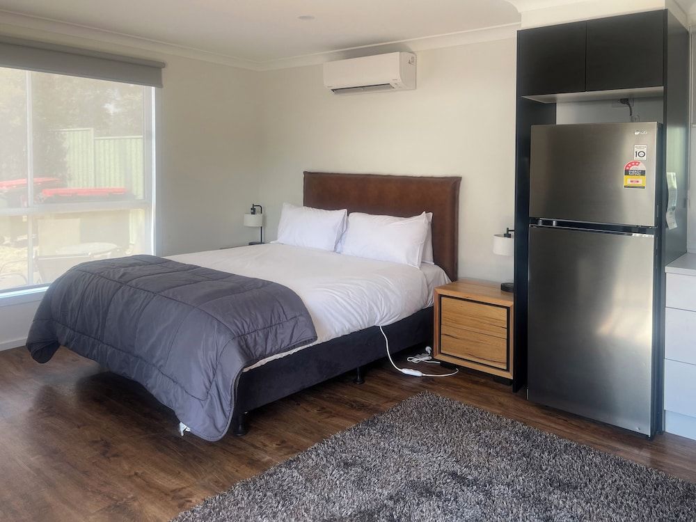Studio Cabin