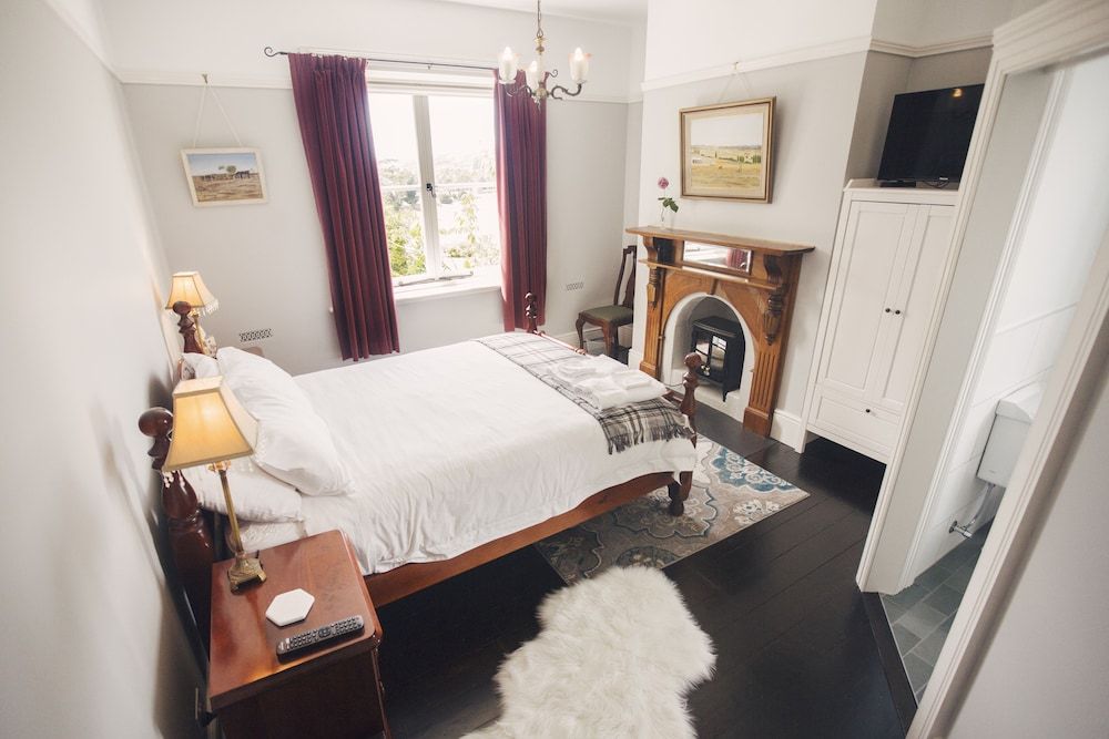 Deluxe Room, 1 Queen Bed