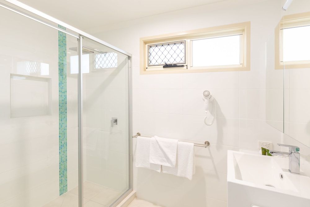 BIG4 Adventure Whitsunday Resort Whitehaven 3 Bedroom Condo 4