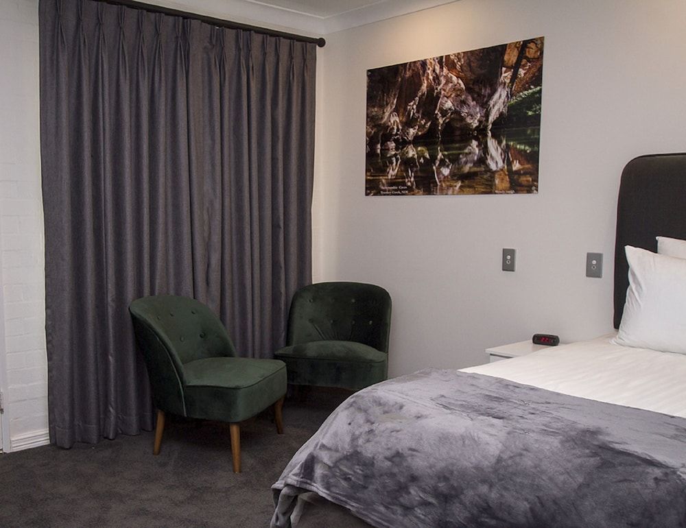 King Spa Room