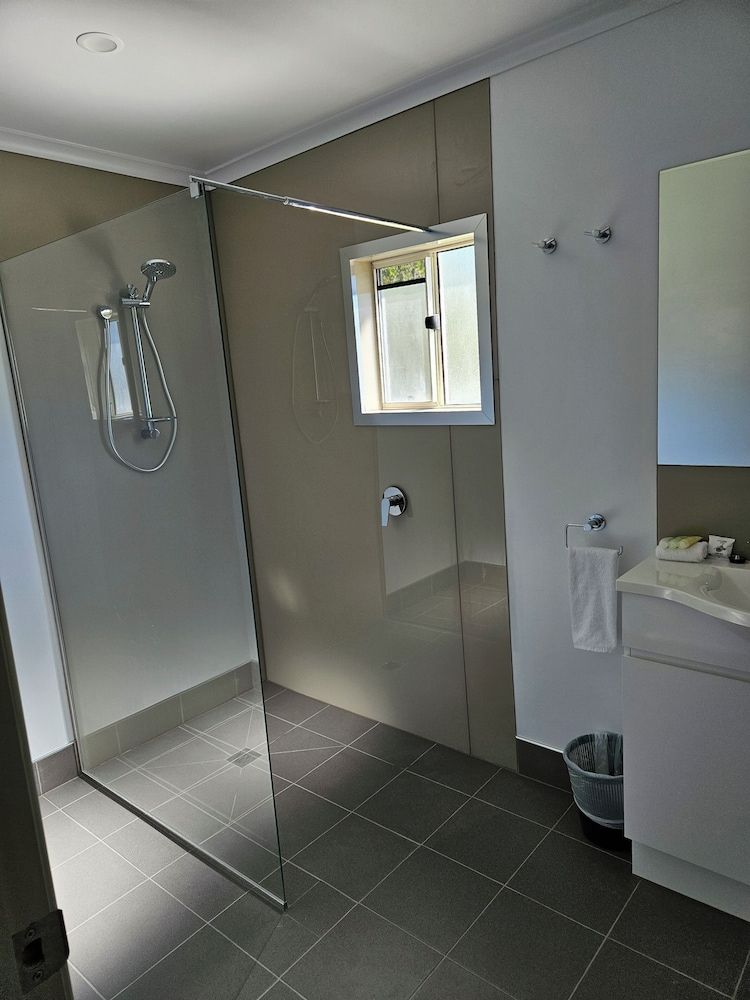 Deluxe Cottage, 2 Bedrooms, Non Smoking, Partial Ocean View