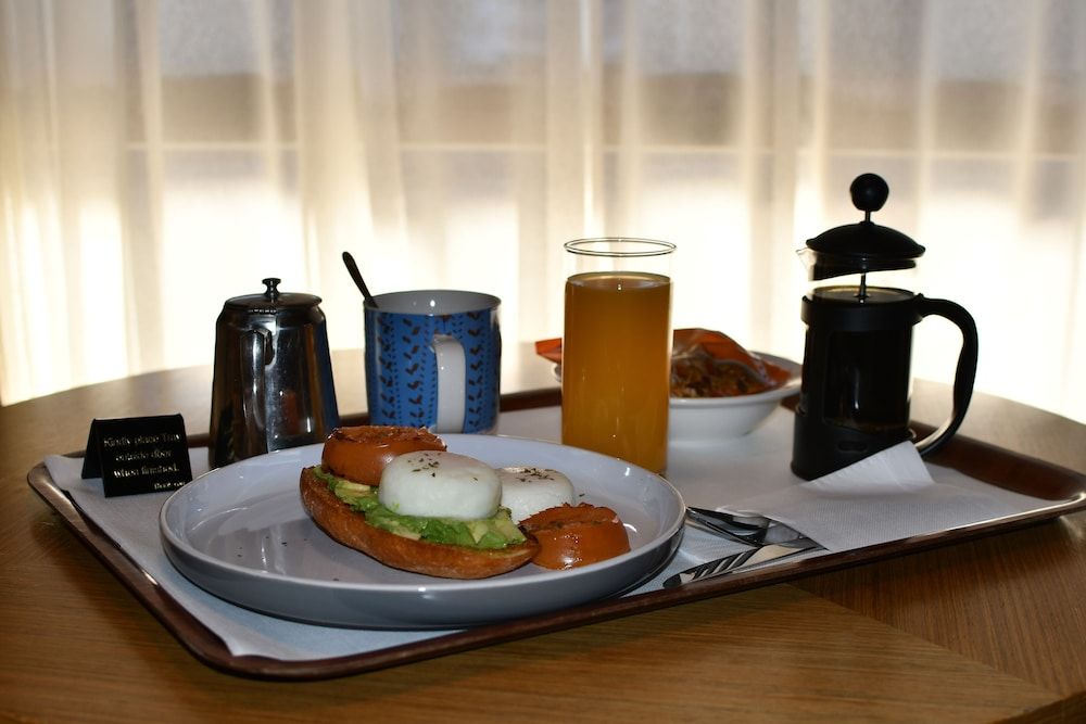 Room Service - Dining