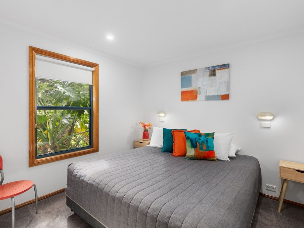 Blue Lake Holiday Park 3 Bedroom Bungalow 2