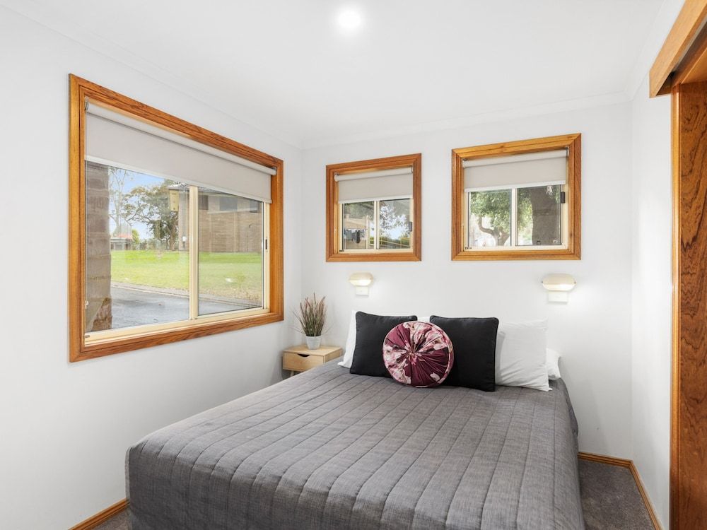 Blue Lake Holiday Park 2 Bedroom Bungalow