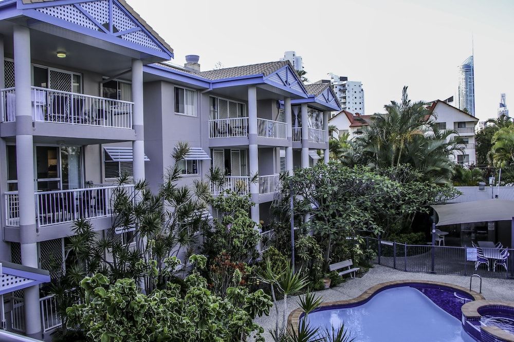undefined Surfers Beach Holiday Apartments 3
