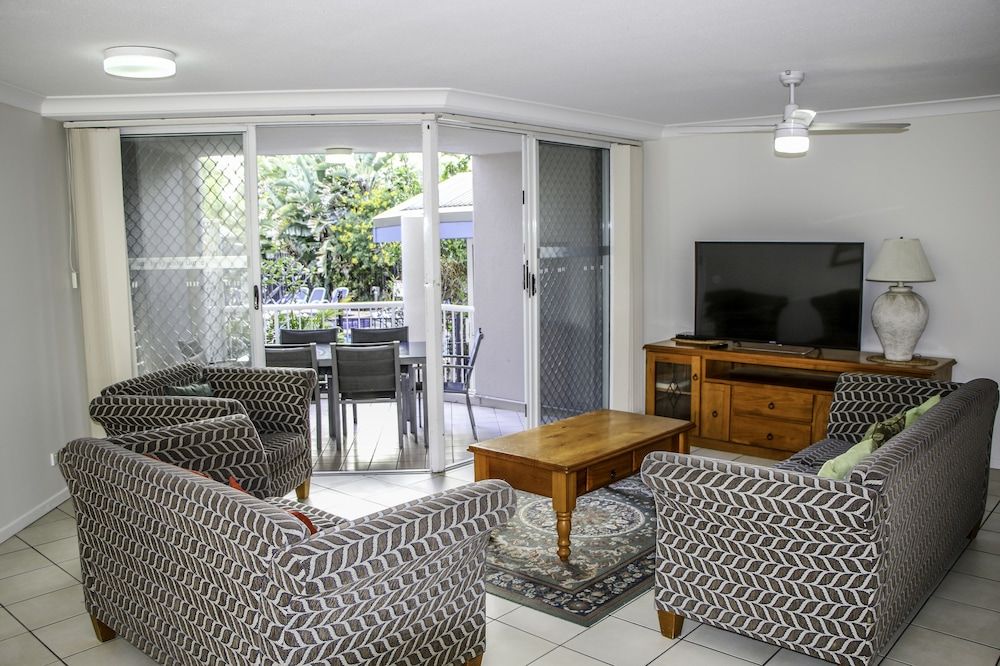 Surfers Beach Holiday Apartments Three Bedroom Apartment 17