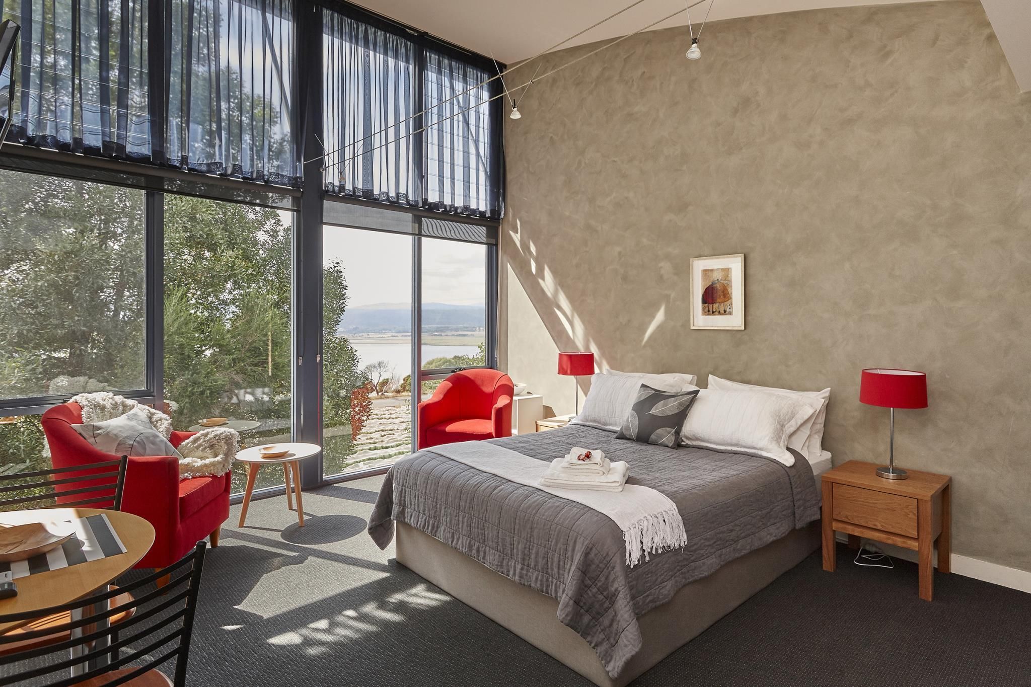 Luxury Treetops 2 Bedroom