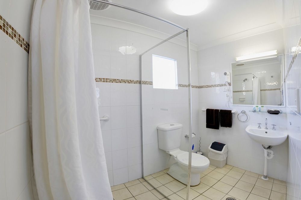 Standard Room (Queen/Twin Room)