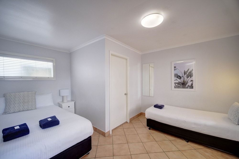 Standard Room (Queen/Twin Room)