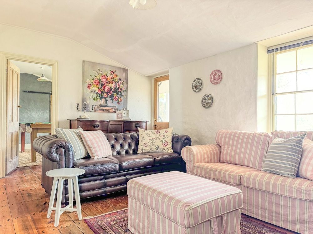 Clonmara Country House & Cottages Traditional House, 2 Bedrooms, Kitchen 6