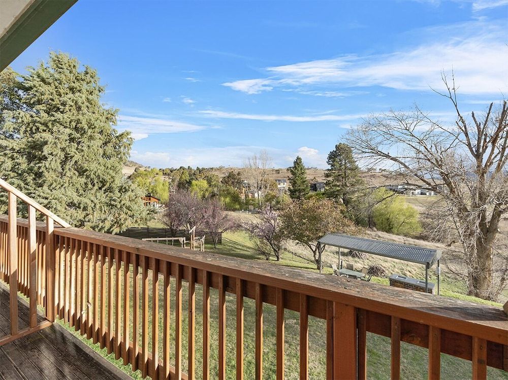 Siesta Villa Budget King Room 7