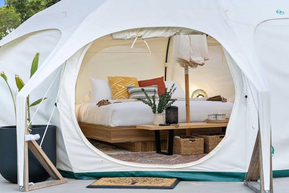 Belle Tent, Shared Bathroom