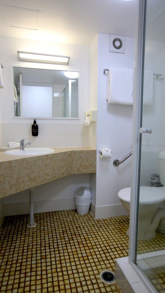 Tweed Harbour Motor Inn Superior Room, Non Smoking 2