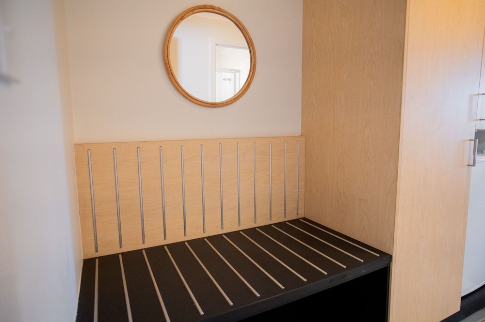 Bribie Island Hotel Standard Room, Multiple Beds, Non Smoking, Ensuite 5