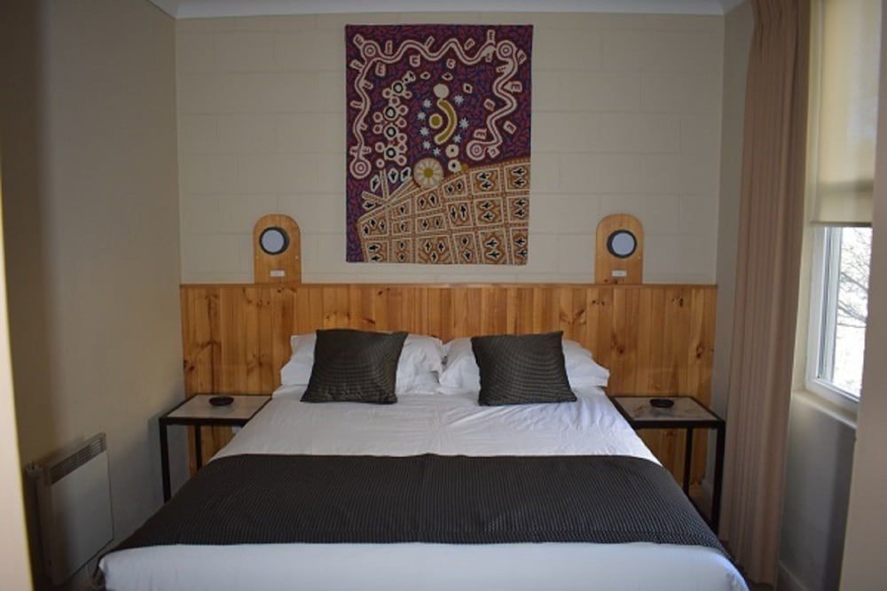 Attunga Alpine Lodge and Apartments Economy Double Room, 1 Bedroom 4