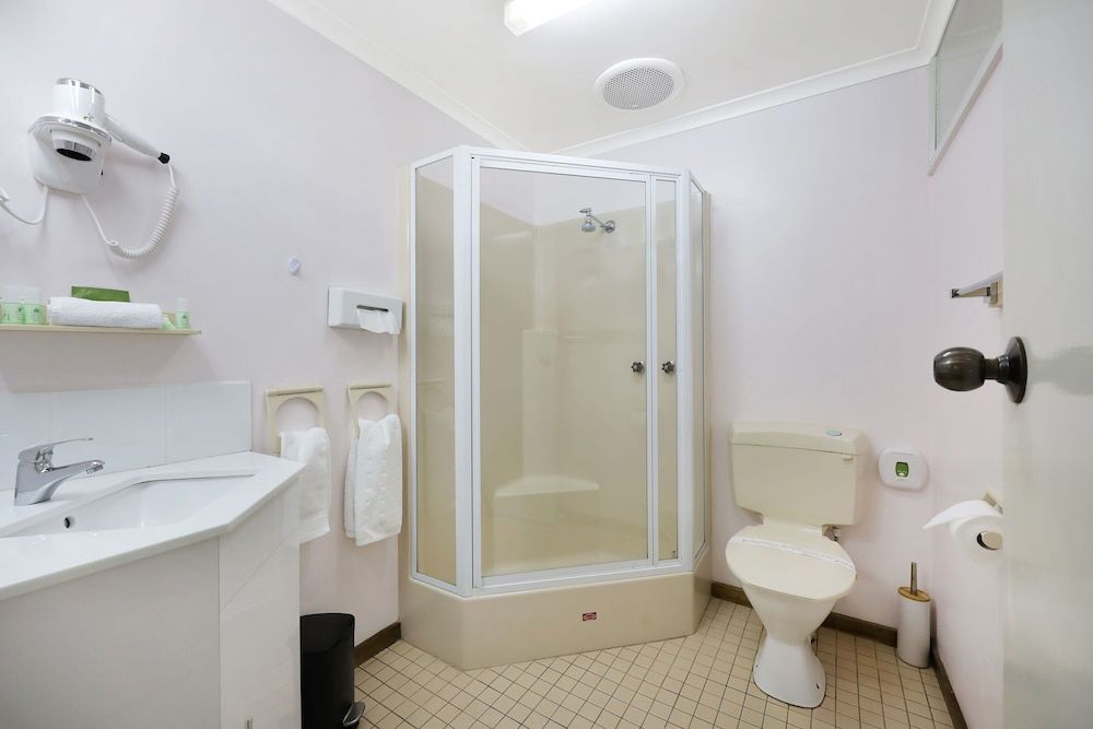 City Heart Motel Family Room, Non Smoking 8