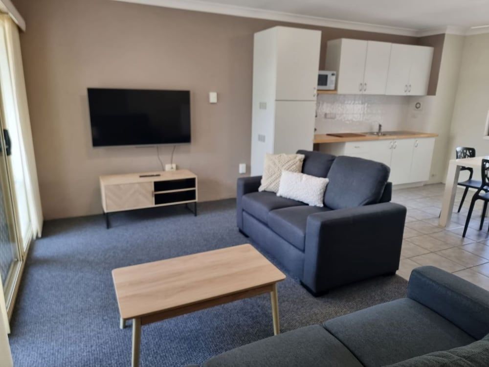 Yamba Sun Motel Apartment, 2 Bedrooms 3