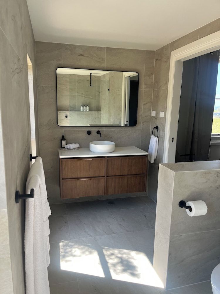 Pokolbin Farm Stay Bellevue House 4