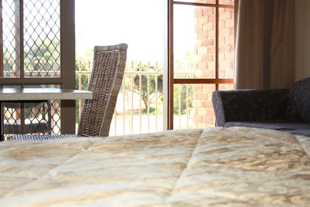 Bayview Motel Rosebud Balcony Bayview - 3 Night Special 9