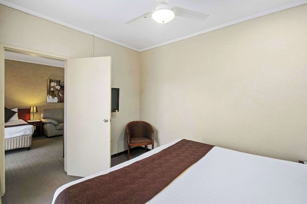 Comfort Inn Whyalla Standard Room, Non Smoking 4