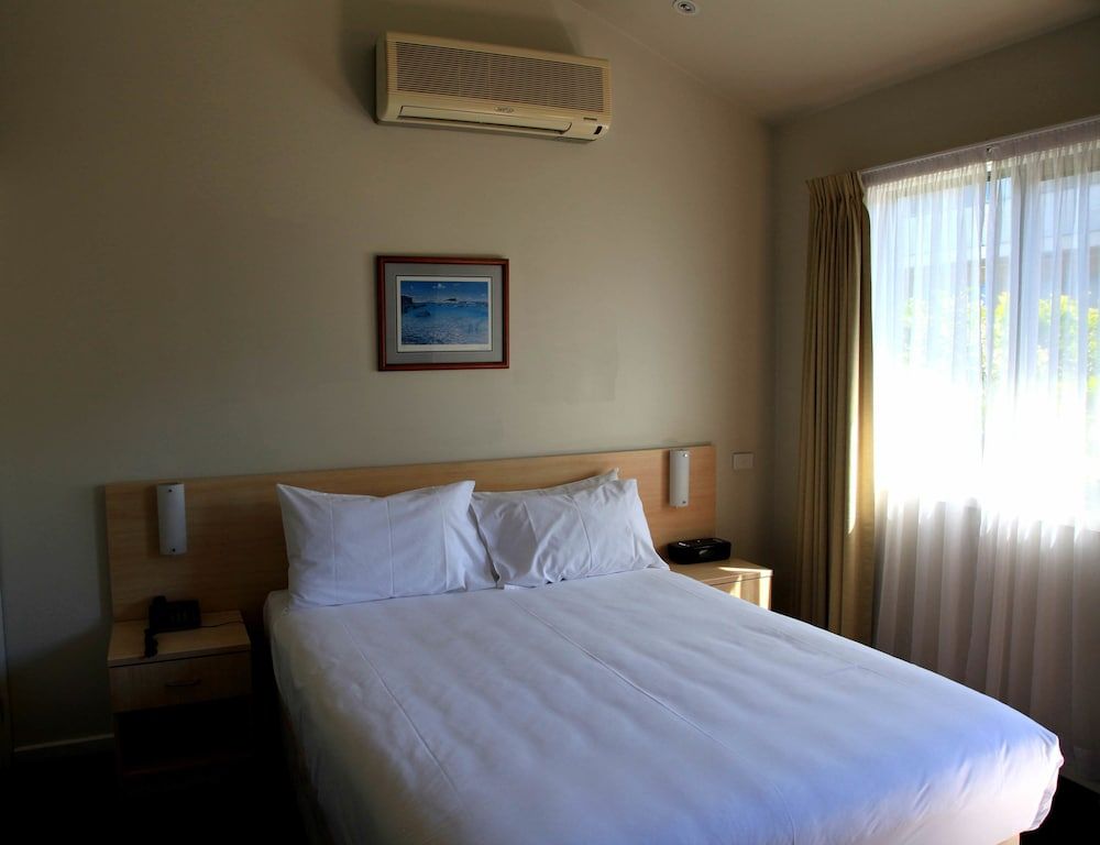 Travellers Motor Village Executive Double Room