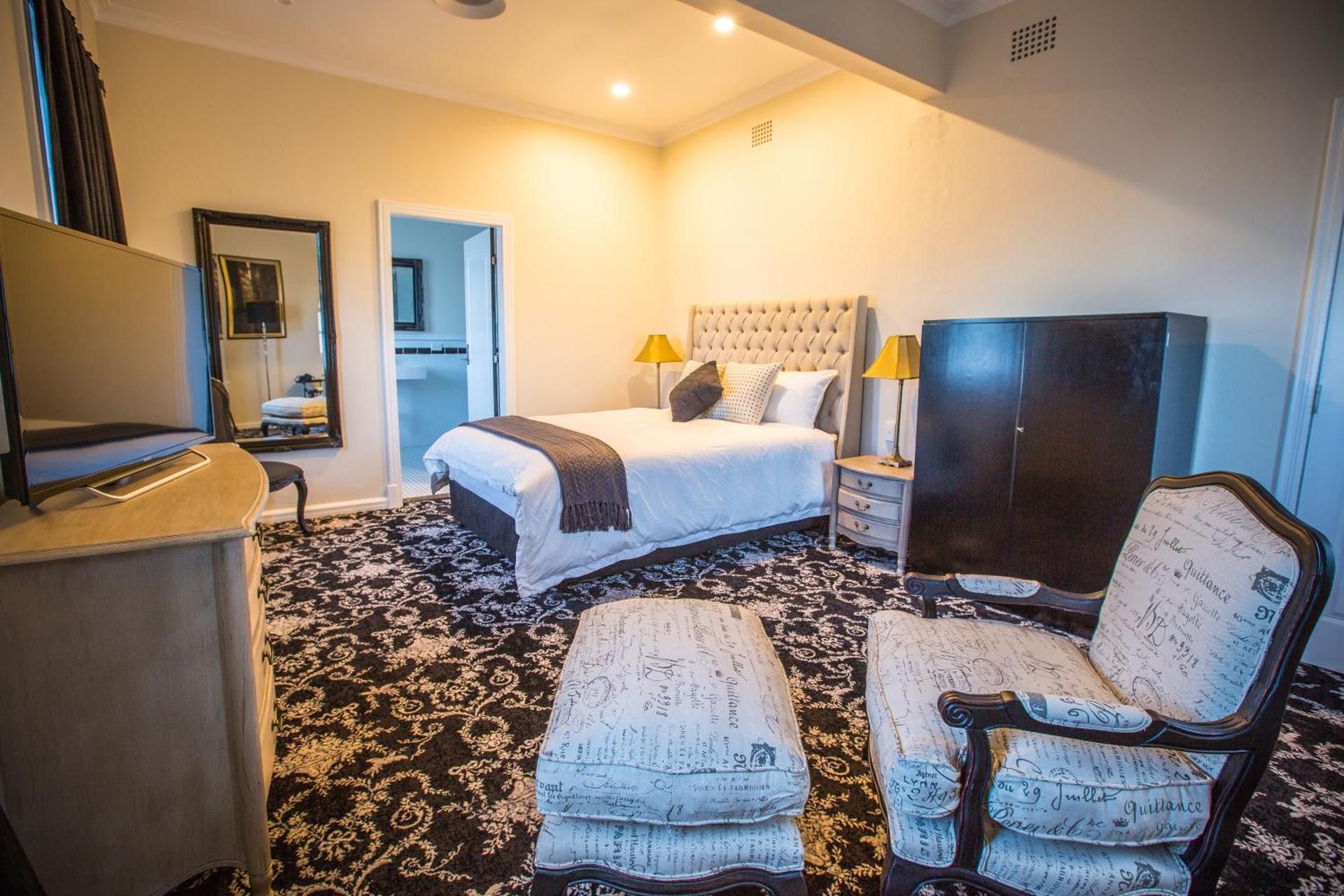 Premier Queen Room (no pets)
