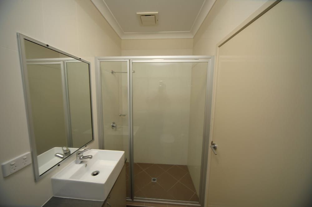 Black Rock Inn Executive Room, Non Smoking, Kitchenette (Executive Queen) 5