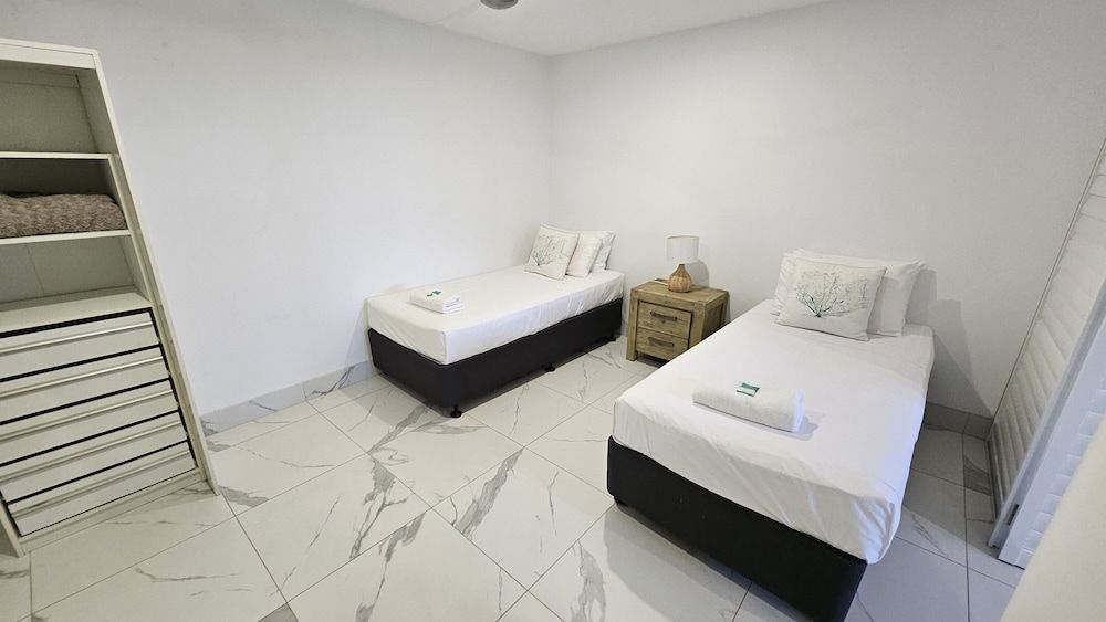 2 Bedroom 1 Bathroom Low Floor