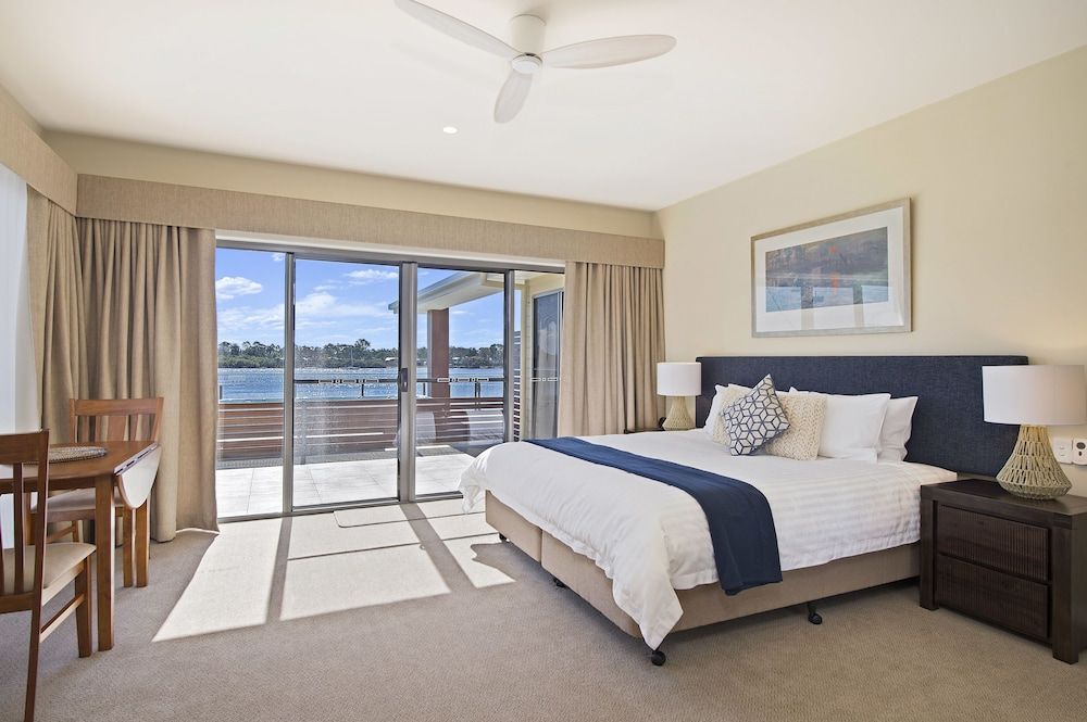 Ana Mandara Luxury Retreat Superior King Spa with River View