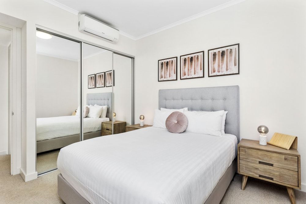 1 Bedroom Deluxe Apartment