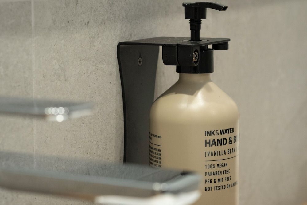 Keith Motor Inn King Studio 6