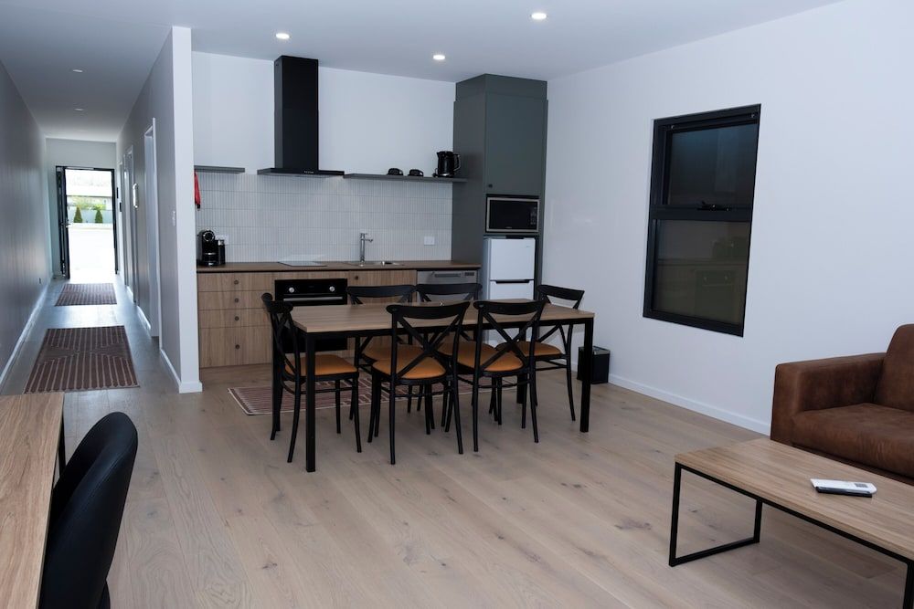 Keith Motor Inn One-bedroom Apartment 5