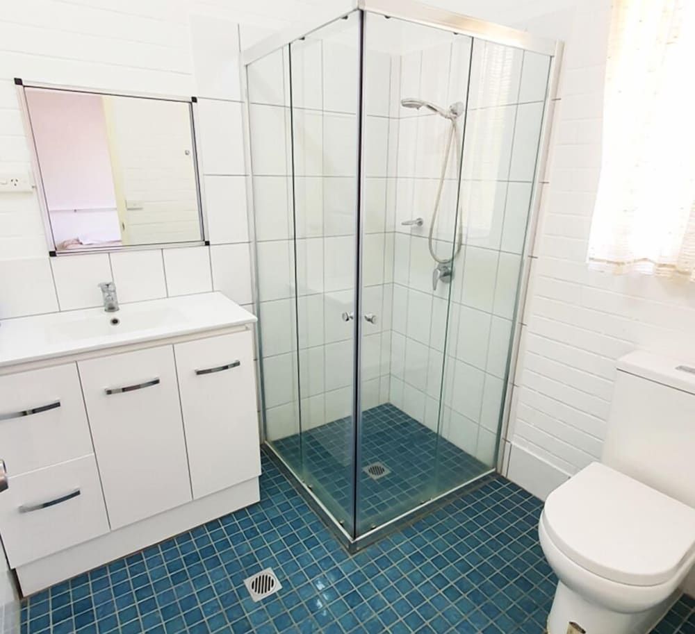 Maria Motel Deluxe Double Room, Multiple Beds 21