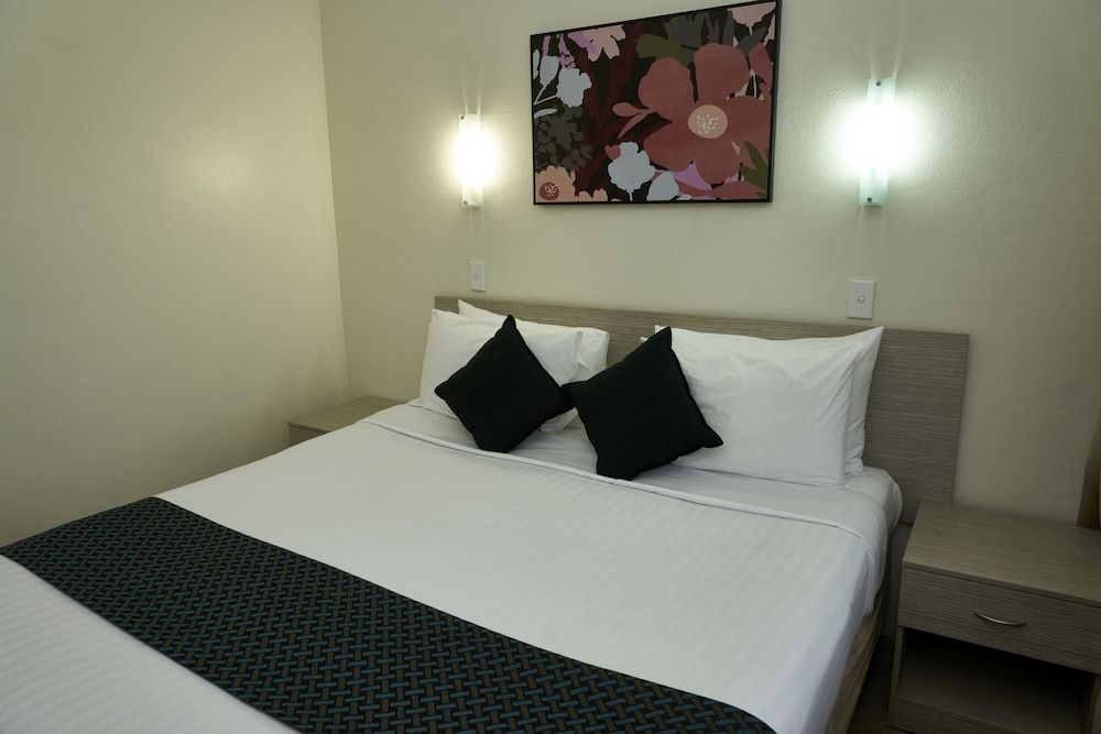 Basic Triple Room