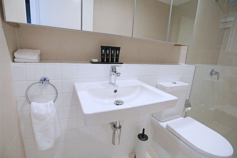 Alex Perry Hotel & Apartments 2 Bedroom Apartment 4