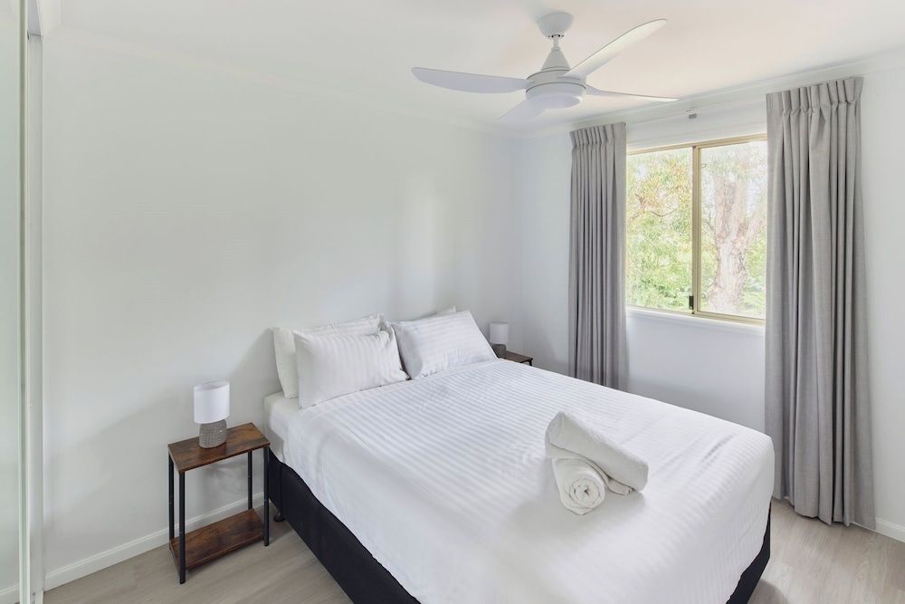2 Bedroom Standard Queen Cabin