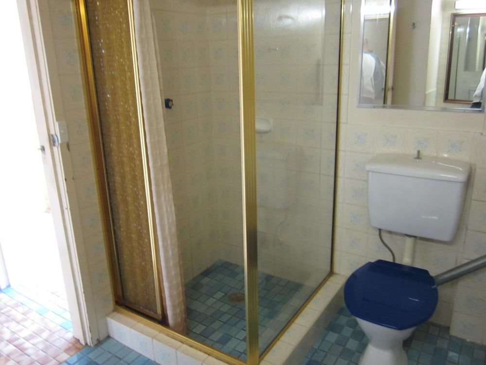 Canberra Lyneham Motor Inn Double Room, 1 Queen Bed 7