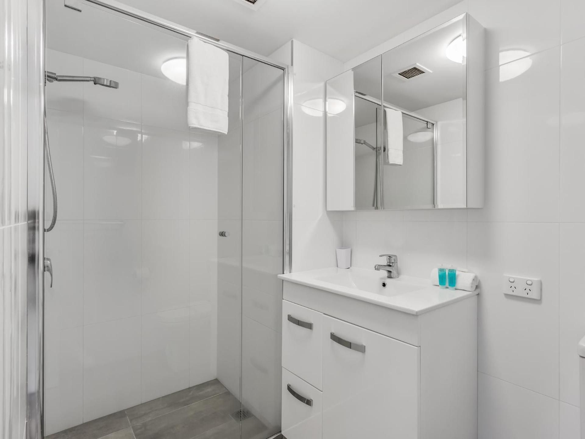 2 Bedroom Superior Apartment