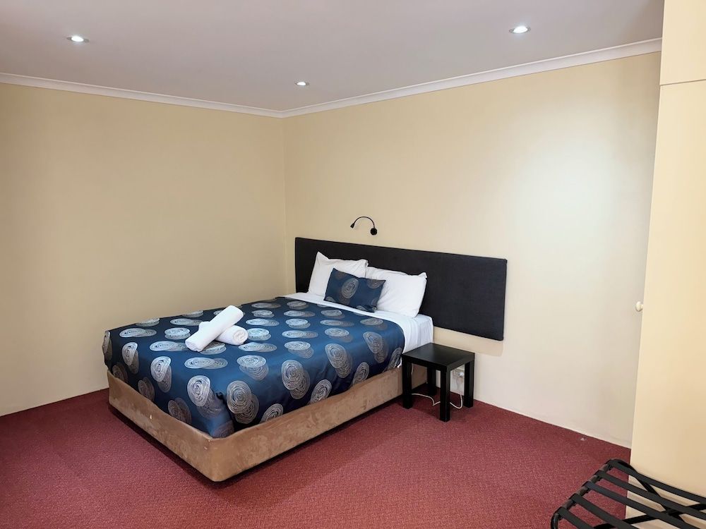 Queen Room