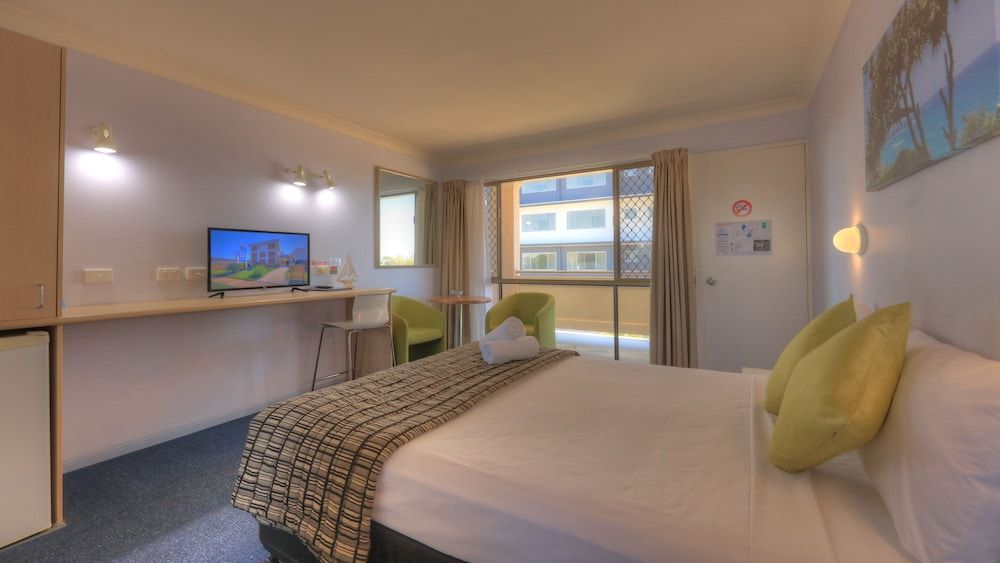 Bay Air Motel Queen Deluxe 7