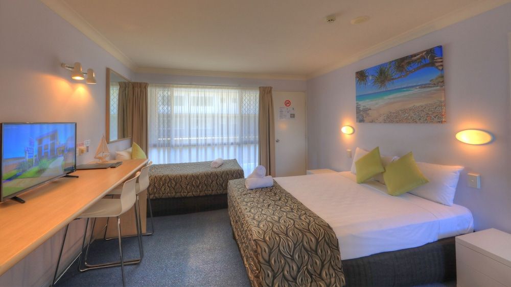 Bay Air Motel Queen Deluxe 4