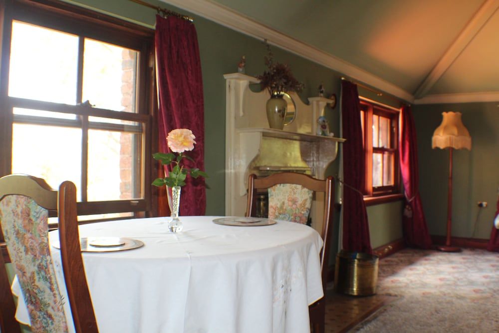 Suite, Garden View