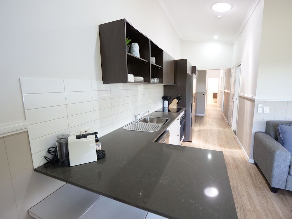 Ingenia Holidays Soldiers Point Treehouse Duplex 9