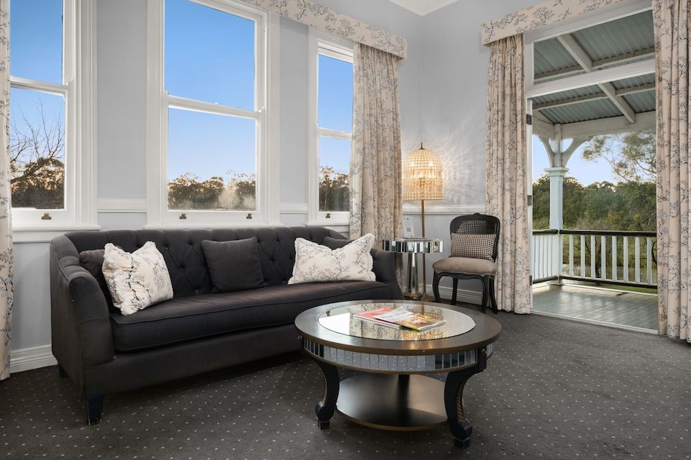 The Convent Hunter Valley Hotel Premier Room 11